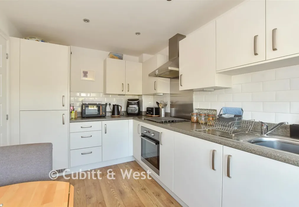 Kitchen - Benjamin Gray Drive, Littlehampton, West Sussex - Wards of Kent