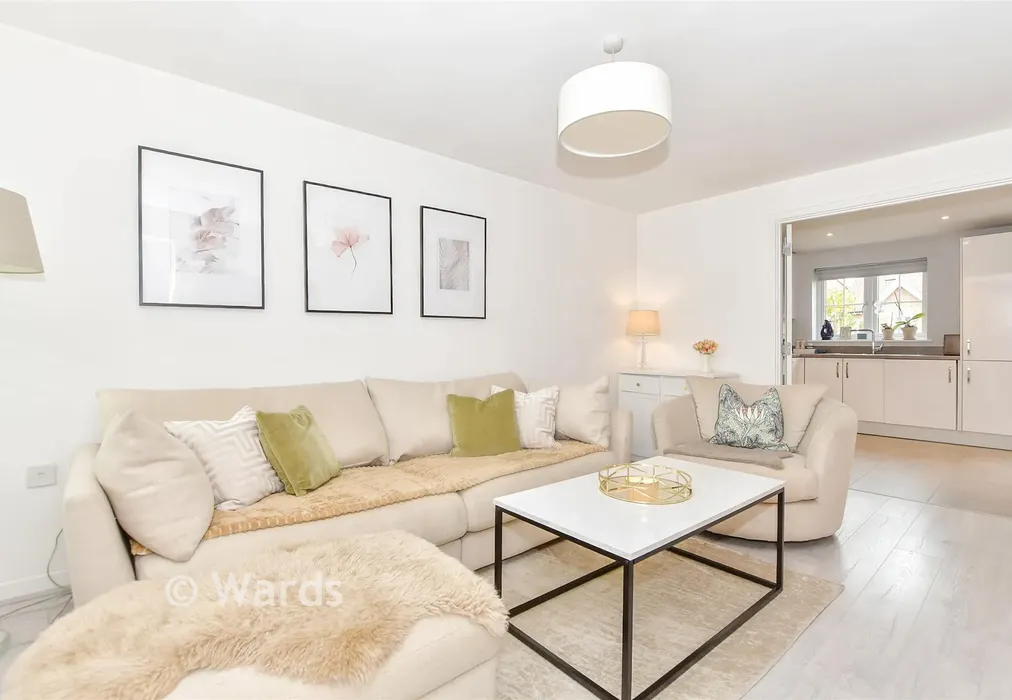 Lounge - Caldecott Road, Maidstone, Kent - Wards of Kent