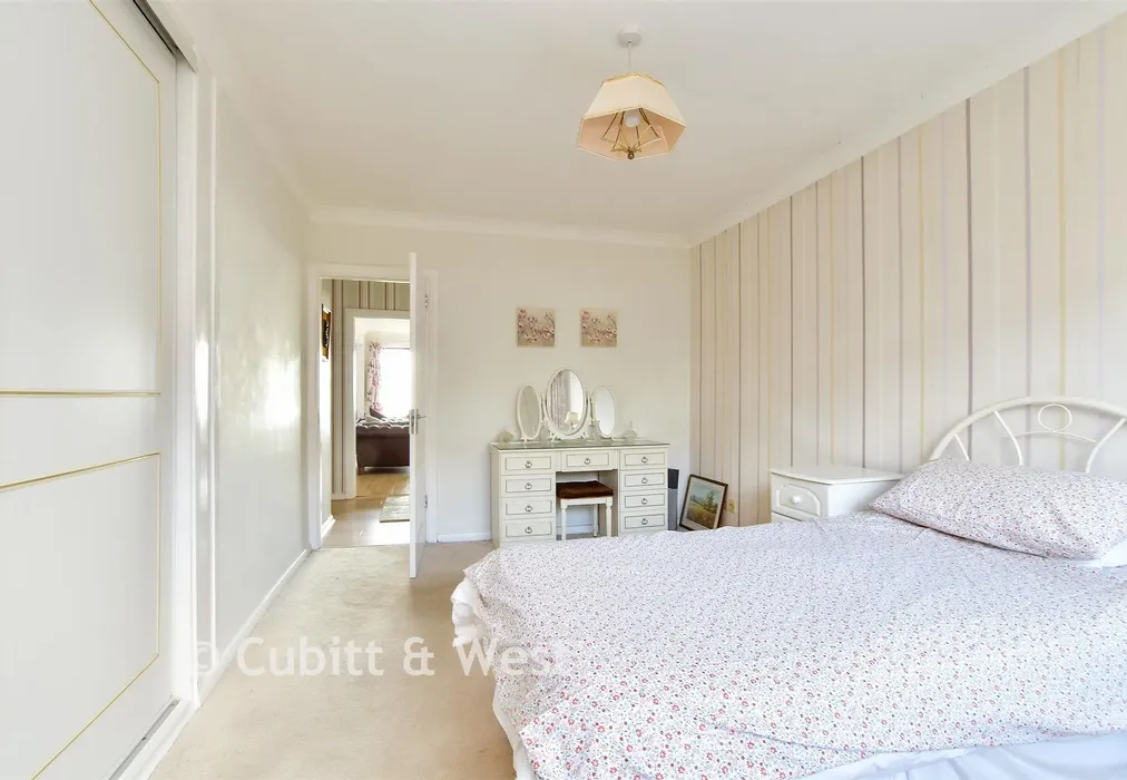 Bedroom 1 - Warren Close, Woodingdean, Brighton, East Sussex - Wards of Kent
