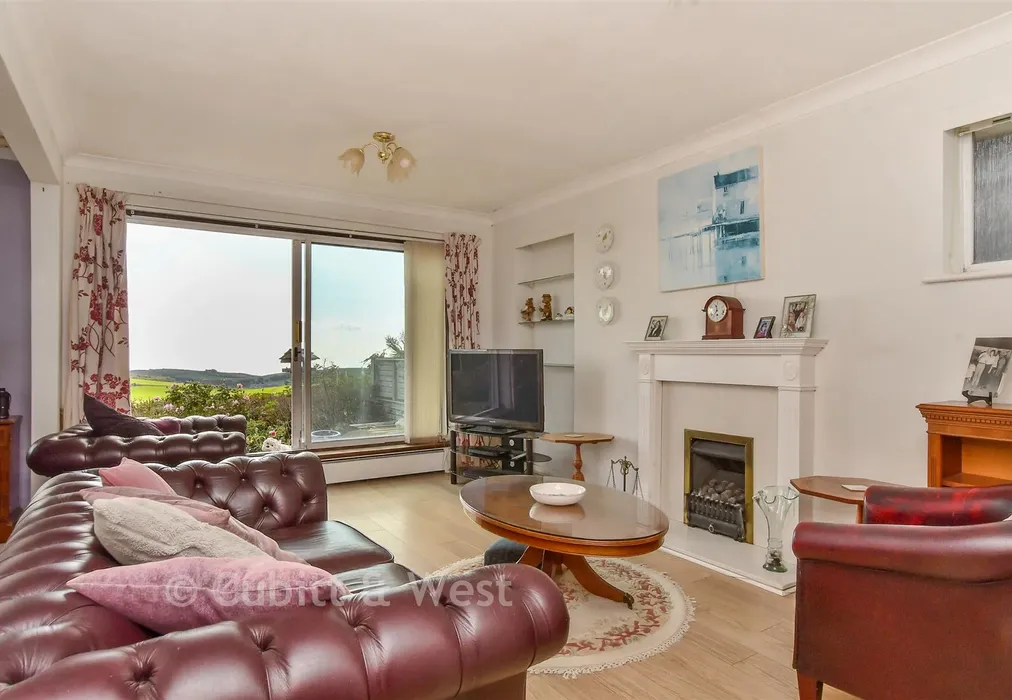 Lounge - Warren Close, Woodingdean, Brighton, East Sussex - Wards of Kent
