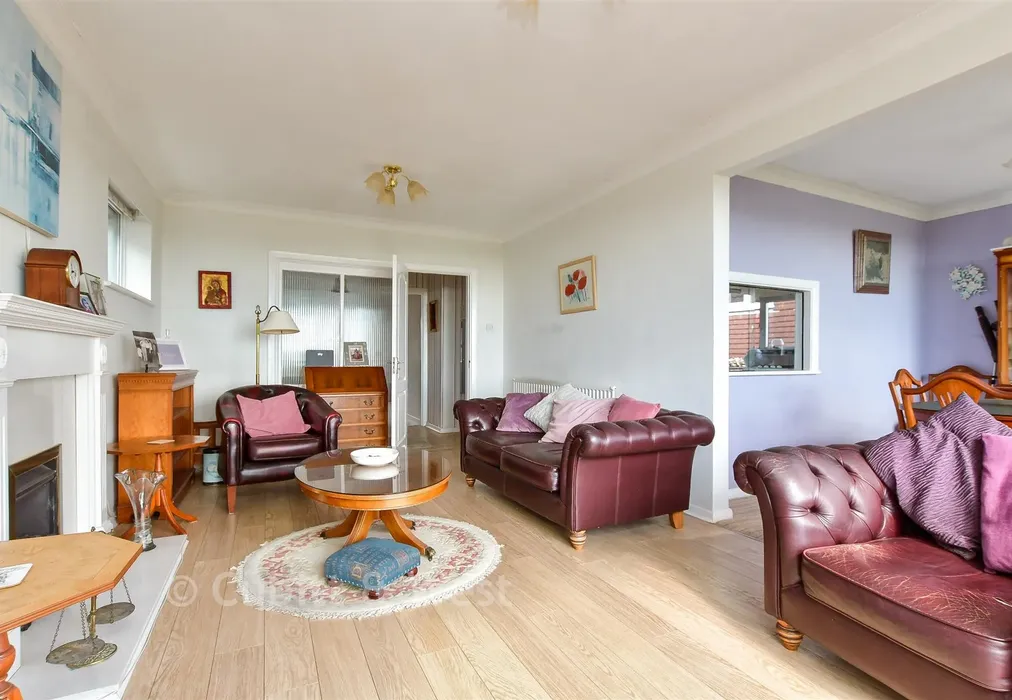 Lounge - Warren Close, Woodingdean, Brighton, East Sussex - Wards of Kent