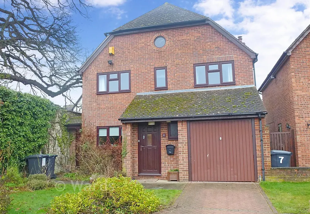 Front - Hale Court, East Peckham, Tonbridge, Kent - Wards of Kent