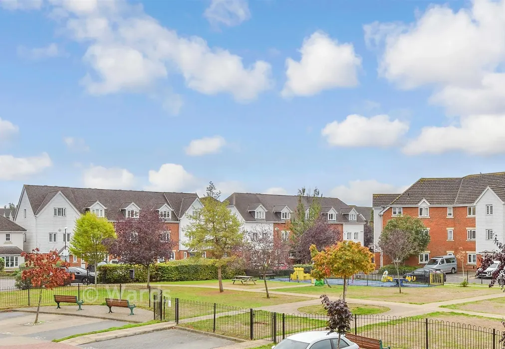 Views To Front - Sherwood Avenue, Larkfield, Aylesford, Kent - Wards of Kent