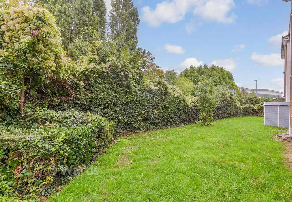 Communal Gardens - Sherwood Avenue, Larkfield, Aylesford, Kent - Wards of Kent