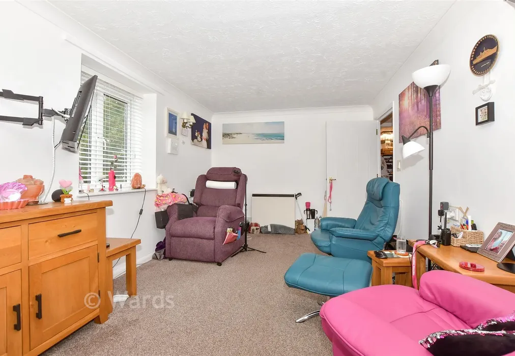 Lounge/Diner - Pleydell Gardens, Folkestone, Kent - Wards of Kent