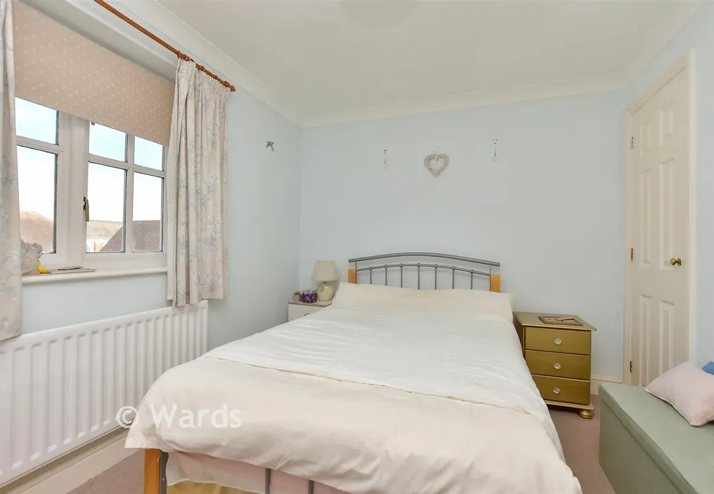 Bedroom 1 - Fielding Street, Faversham, Kent - Wards of Kent