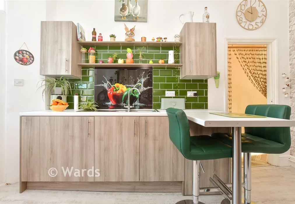 Internal Lifestyle Photograph - Clarendon Road, Dover, Kent - Wards of Kent