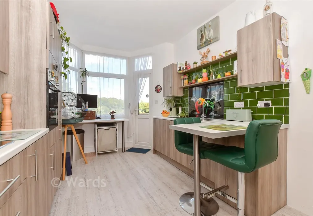 Kitchen - Clarendon Road, Dover, Kent - Wards of Kent