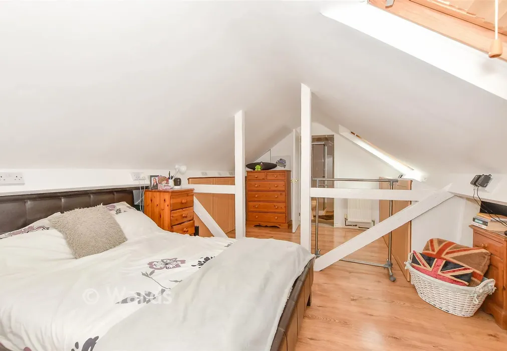 Bedroom 1 - Hever Wood Road, West Kingsdown, Sevenoaks, Kent - Wards of Kent