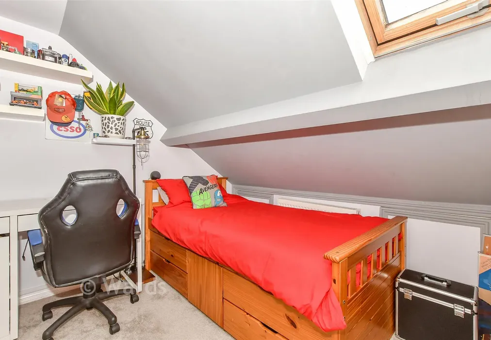 Bedroom 2 - Hever Wood Road, West Kingsdown, Sevenoaks, Kent - Wards of Kent