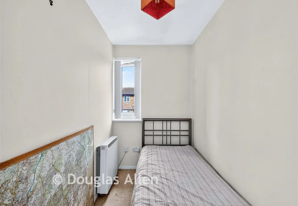 Bedroom - Overton Drive, Chadwell Heath, Essex - Wards of Kent