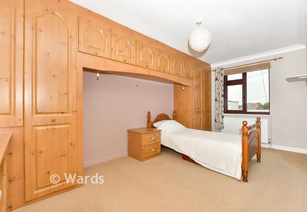 Bedroom 2 - Coast Drive, Greatstone, New Romney, Kent - Wards of Kent