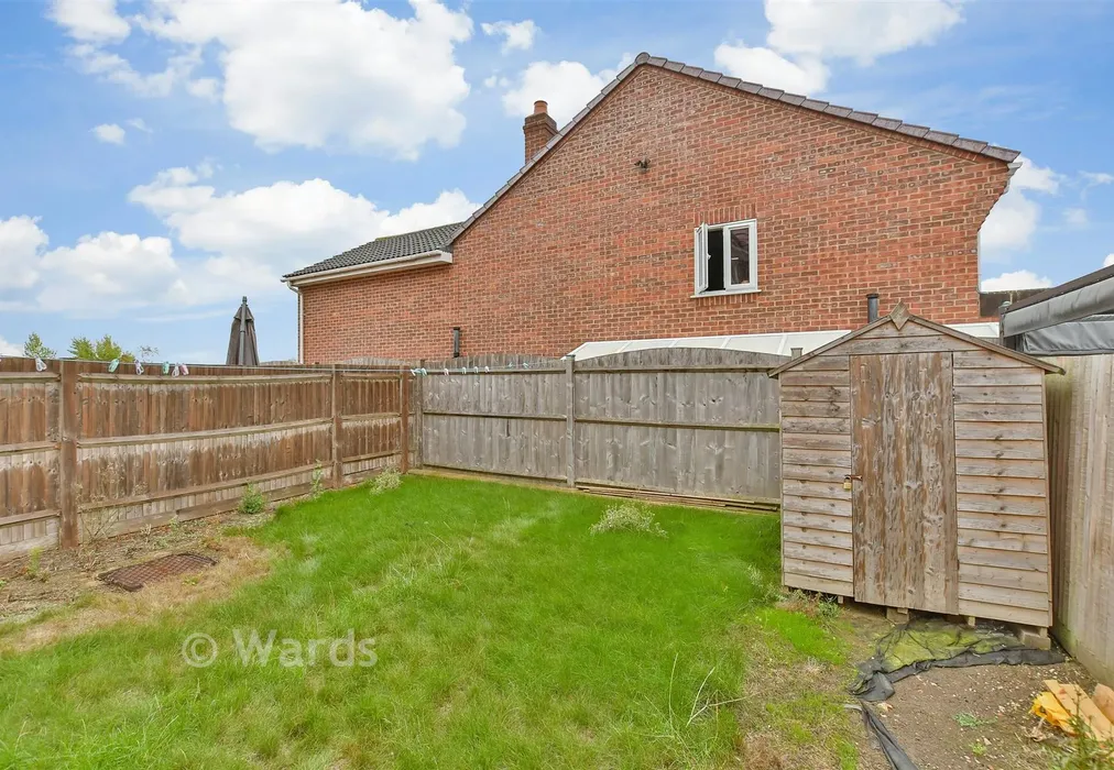 Rear Garden - Lucas Close, Queenborough, Sheerness, Kent - Wards of Kent