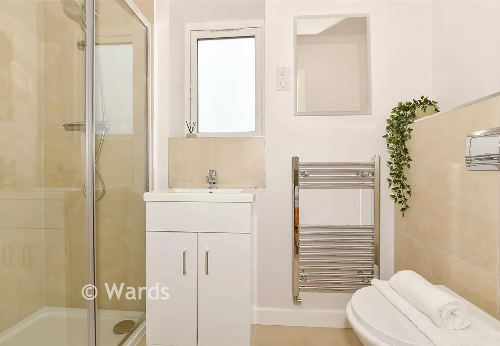 En-Suite Shower Room - St. Swithin's Road, Whitstable, Kent - Wards of Kent
