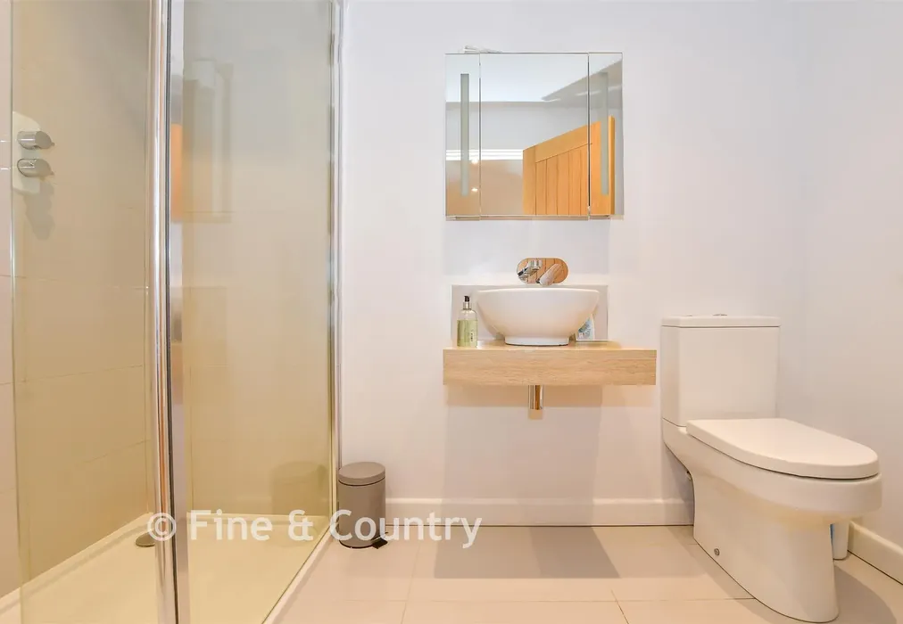 En-Suite Shower Room - The Slade, Lamberhurst, Kent - Wards of Kent
