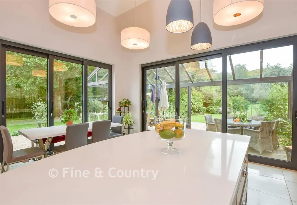 Kitchen/Diner - The Slade, Lamberhurst, Kent - Wards of Kent