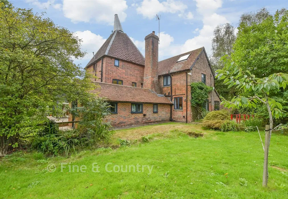 Front Elevation - The Slade, Lamberhurst, Kent - Wards of Kent