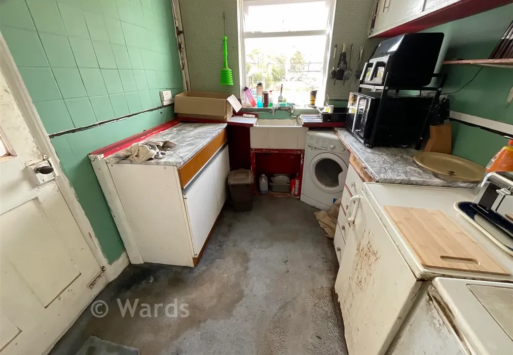 Kitchen - Hurlingham Road, Bexleyheath, Kent - Wards of Kent