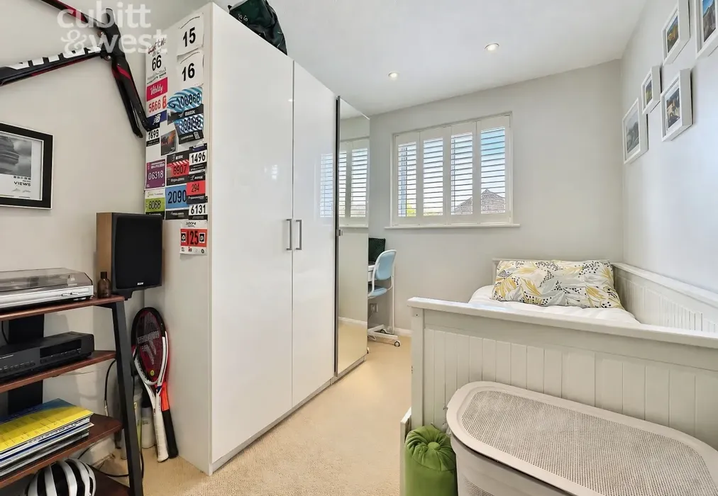Bedroom 2 - Pelham Rise, Peacehaven, BN10 - Wards of Kent