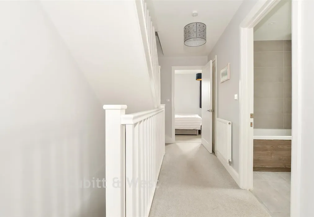 Landing - Kings Close, Yapton, Arundel, West Sussex - Wards of Kent