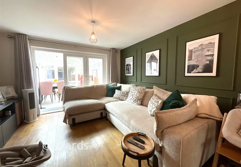 Lounge - Alisander Close, Snodland, Kent - Wards of Kent