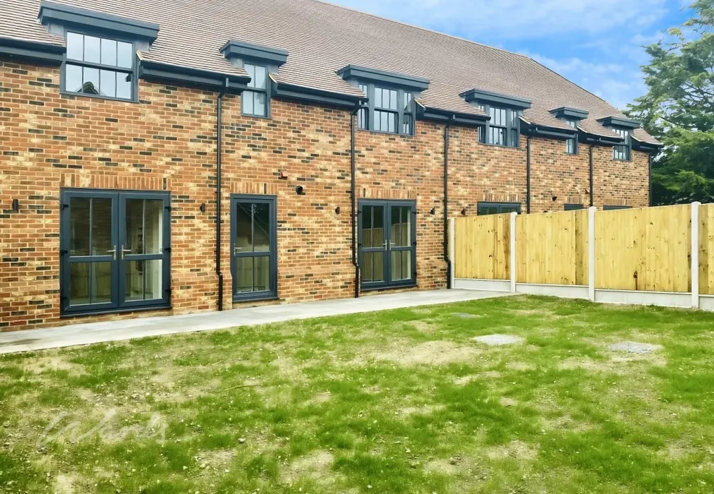 Orchard rear use - Old Orchard Drive Minster CT12 - Wards of Kent