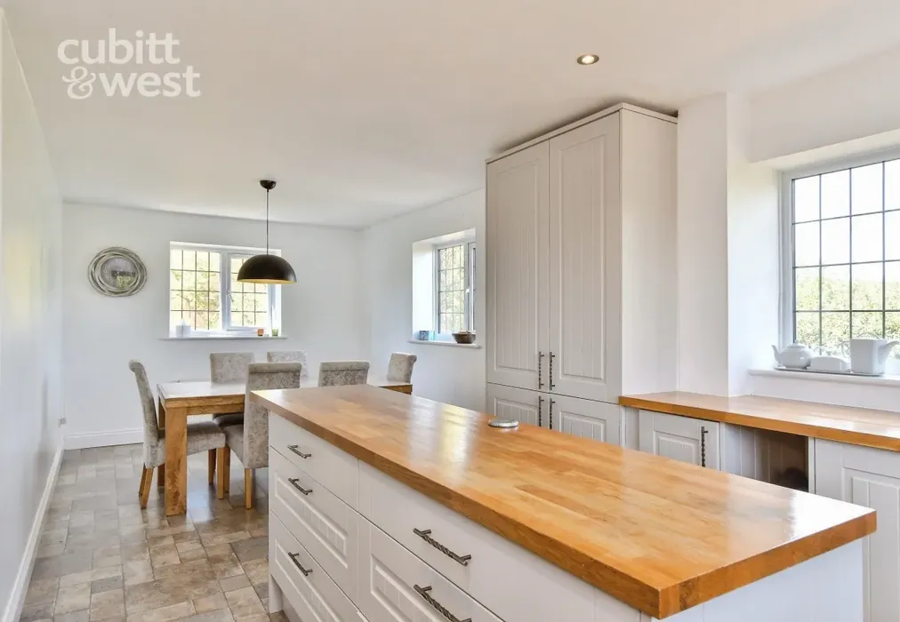 Kitchen/Diner - DEPOSIT ALTERNATIVE AVAILABLE, Mill Lane, BN8 - Wards of Kent