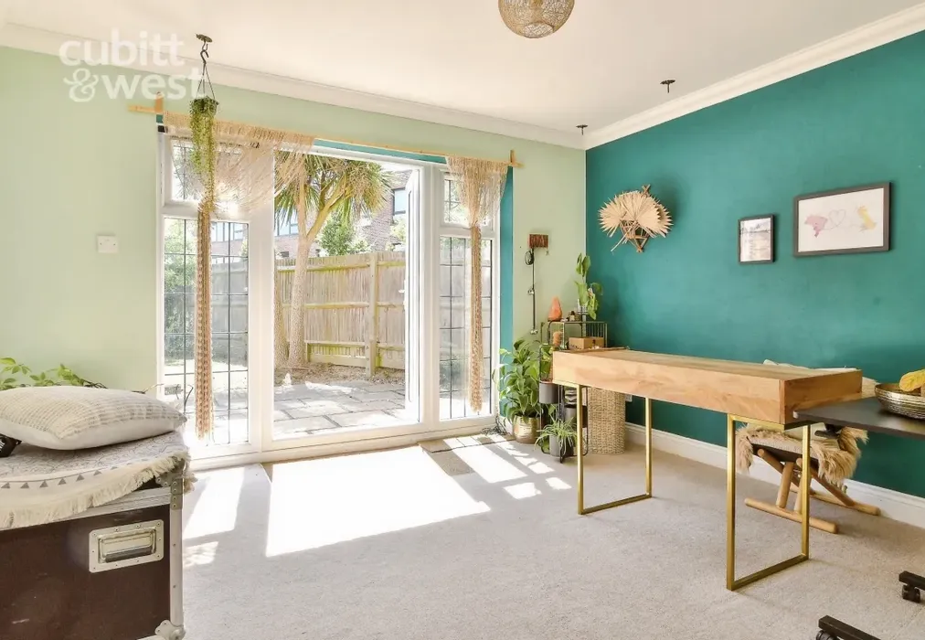 Bedroom - DEPOSIT ALTERNATIVE AVAILABLE, Mill Lane, BN8 - Wards of Kent