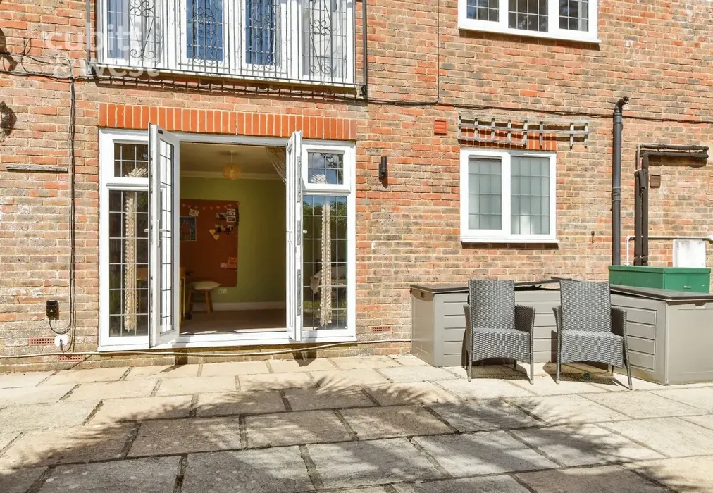 Patio - DEPOSIT ALTERNATIVE AVAILABLE, Mill Lane, BN8 - Wards of Kent