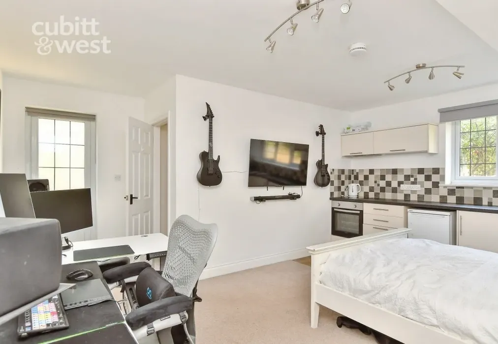 Studio/Annexe - DEPOSIT ALTERNATIVE AVAILABLE, Mill Lane, BN8 - Wards of Kent
