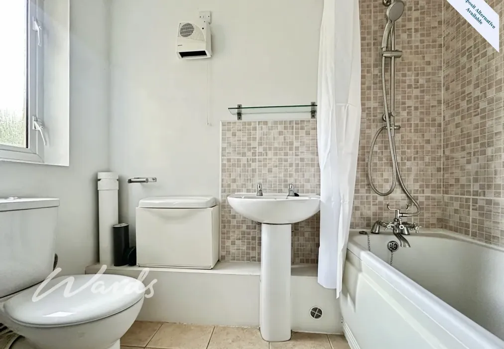Bathroom - Howland Road Marden TN12 - Wards of Kent