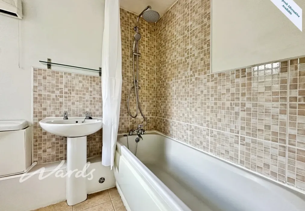 Bathroom - Howland Road Marden TN12 - Wards of Kent
