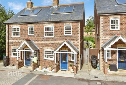 The Old Smithy High Street PO40 - Wards of Kent