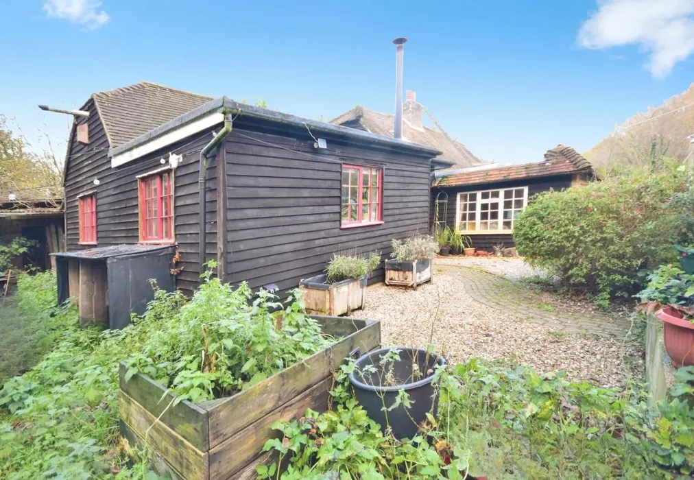 user_edited_photo... - Monkery Lane Charring TN27 - Wards of Kent