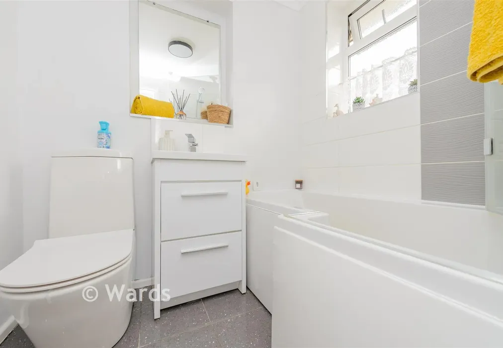 Bathroom - Dashmonden Close, Wainscott, Rochester, Kent - Wards of Kent