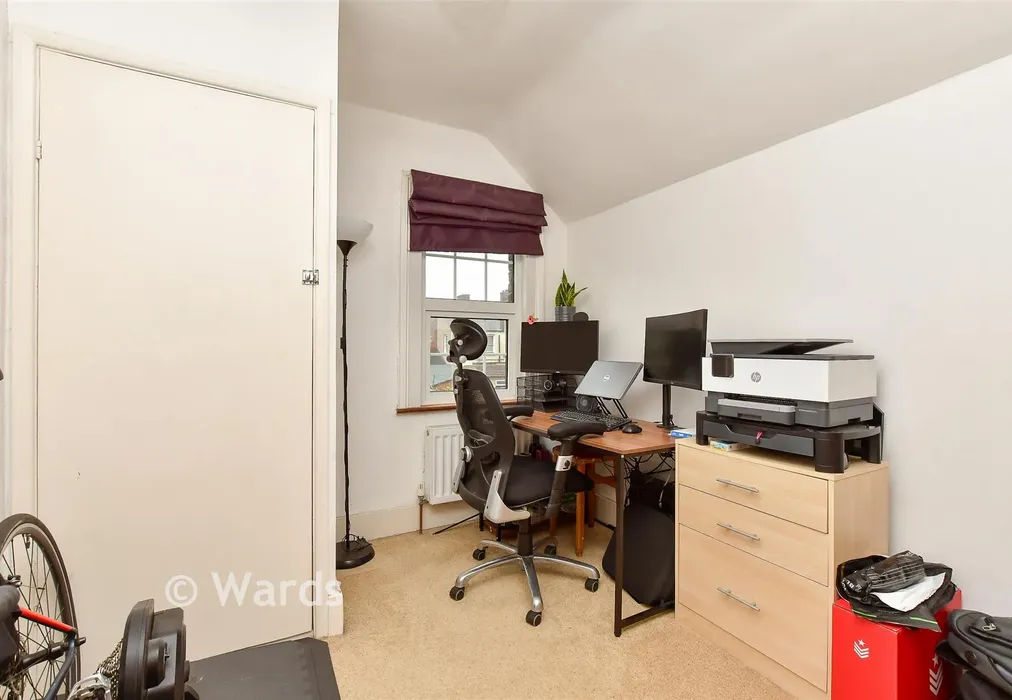 Bedroom 3 - Park Road, Sittingbourne, Kent - Wards of Kent
