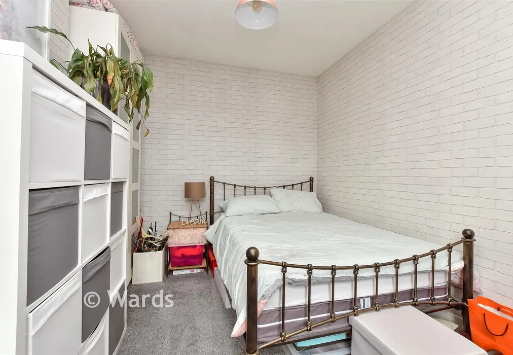 Bedroom 2 - Park Road, Sittingbourne, Kent - Wards of Kent