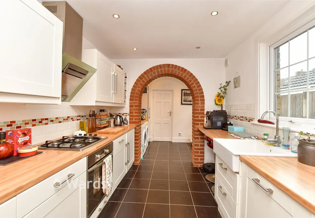 Kitchen - Park Road, Sittingbourne, Kent - Wards of Kent