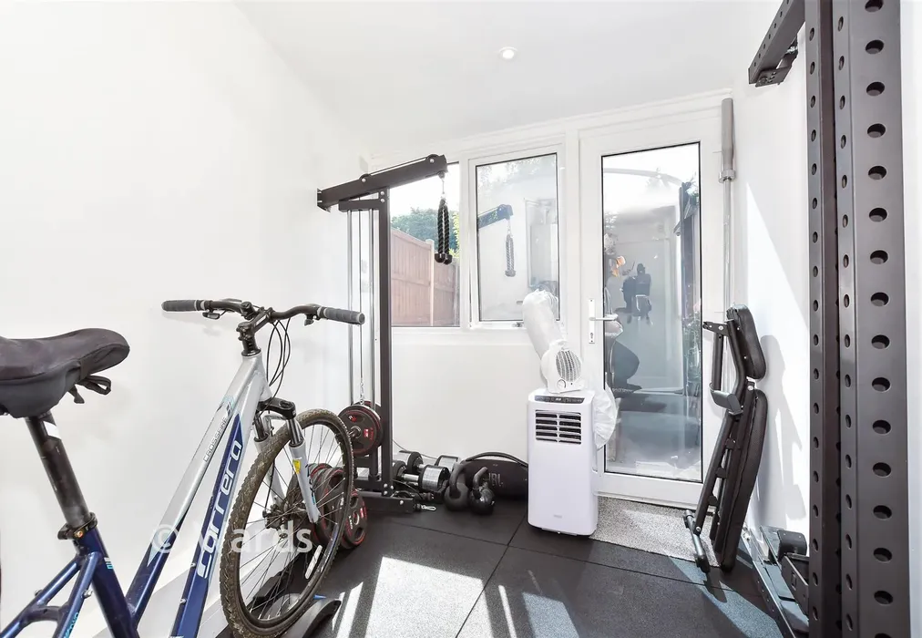 Utility/Gym - Sevington Park, Maidstone, Kent - Wards of Kent