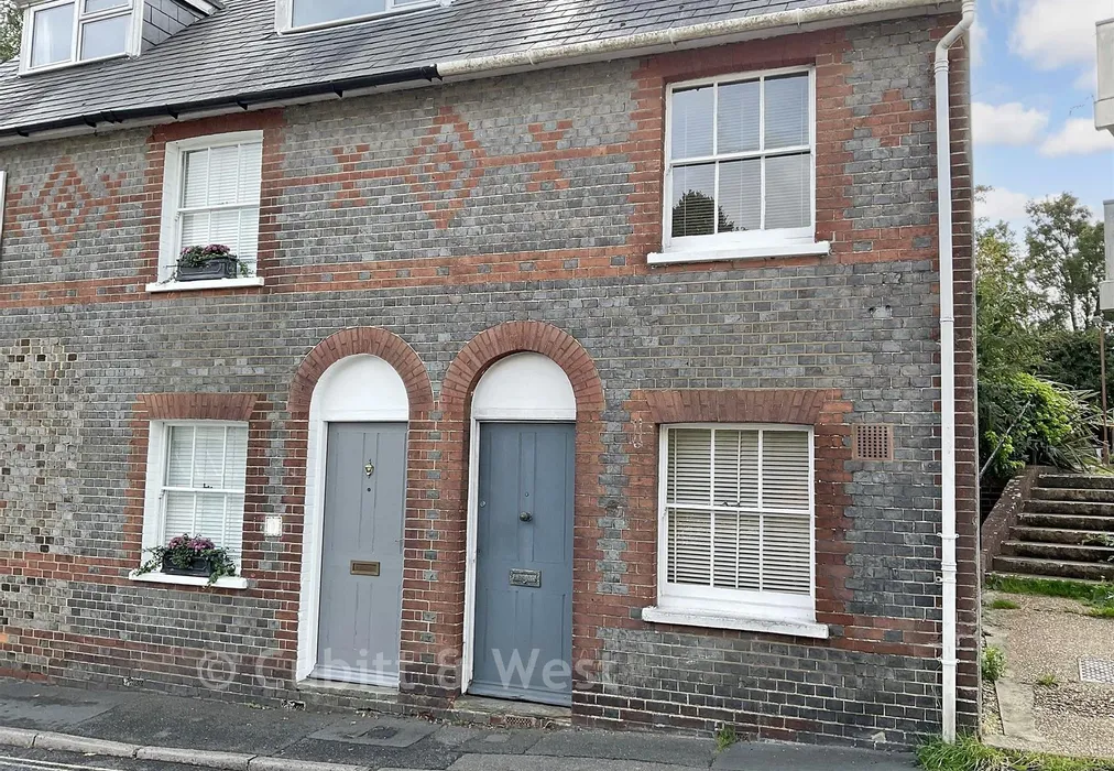 Front - Lancaster Street, Lewes, East Sussex - Wards of Kent