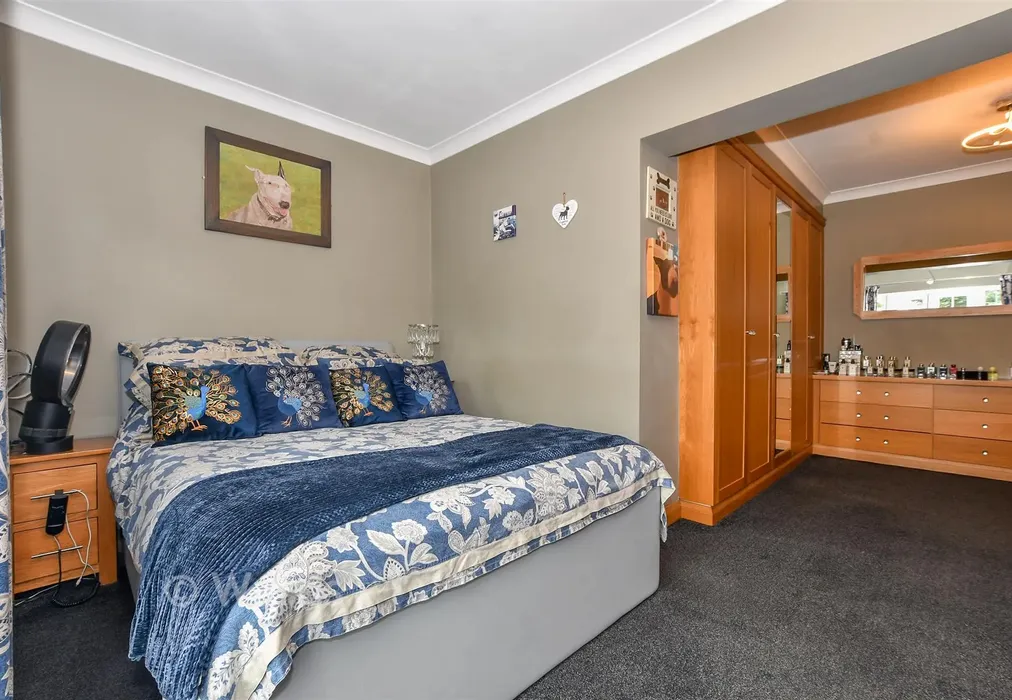 Bedroom 1 - Ashford Road, Faversham, Kent - Wards of Kent