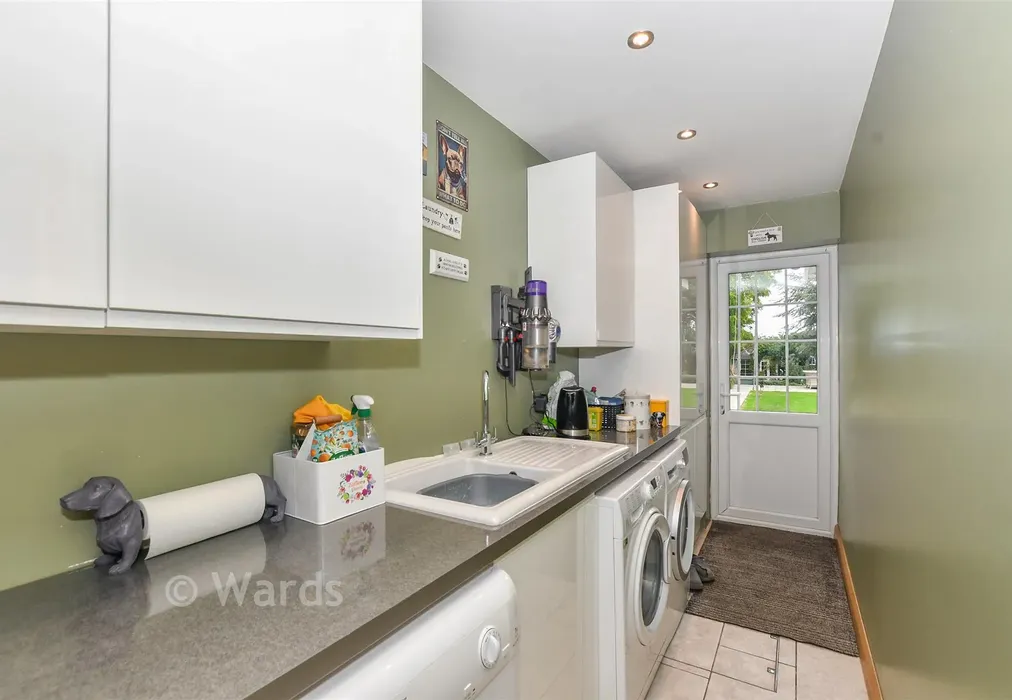 Utility Room - Ashford Road, Faversham, Kent - Wards of Kent