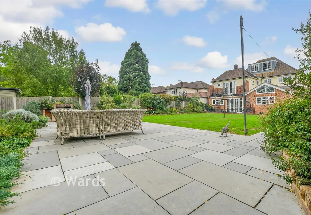 Patio / Decking - Ashford Road, Faversham, Kent - Wards of Kent
