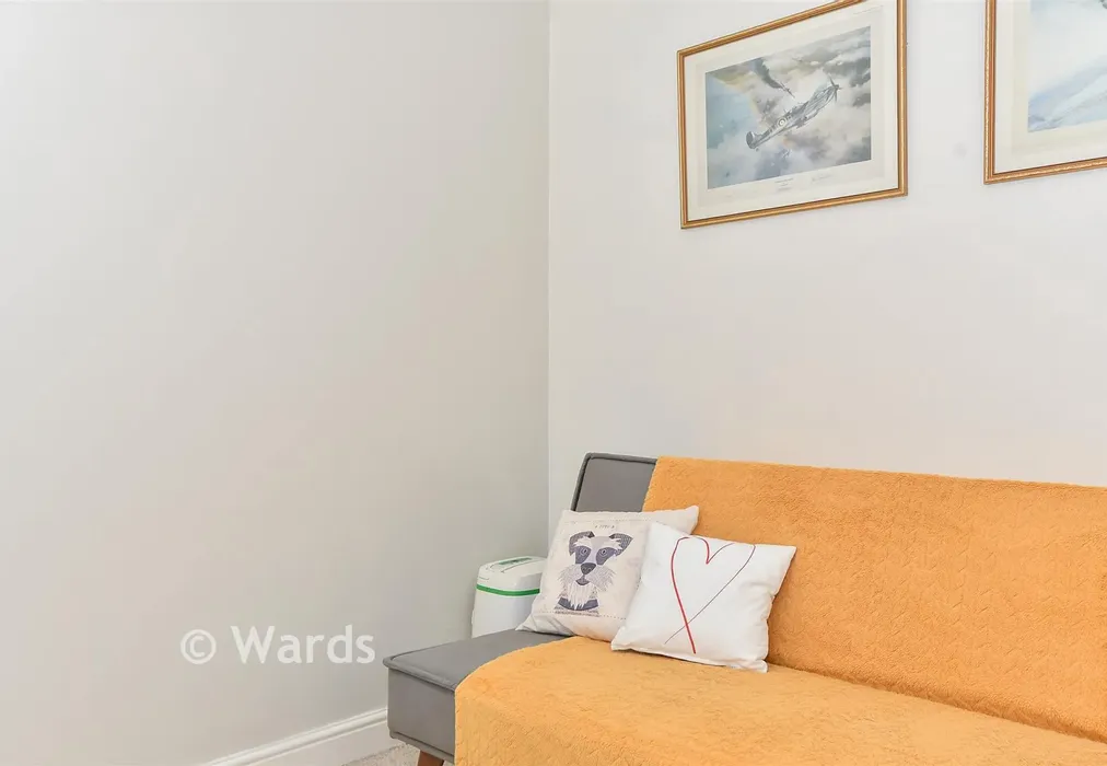 Internal Lifestyle Photograph - Ashford Road, Tenterden, Kent - Wards of Kent