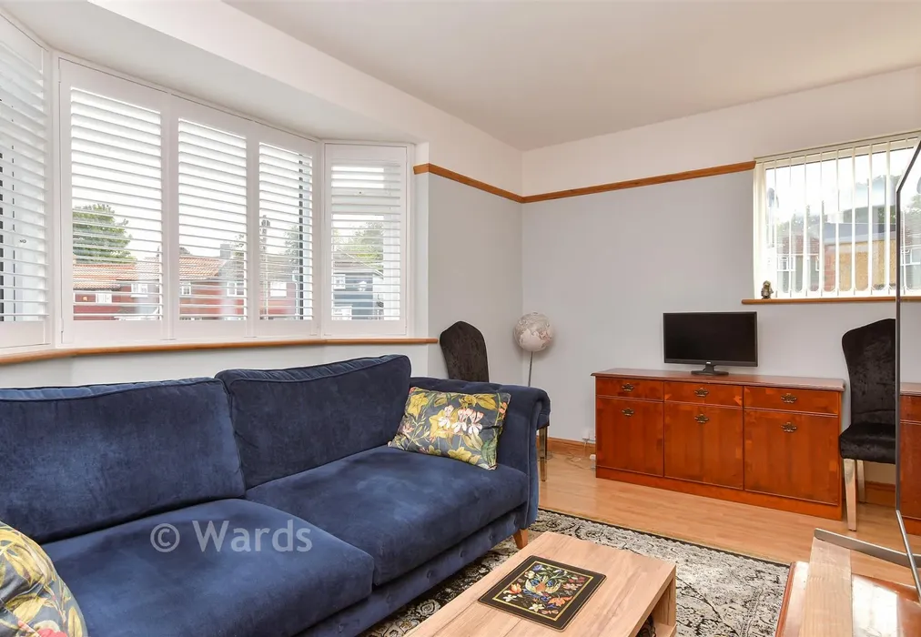 Lounge - Barnaby Terrace, Rochester, Kent - Wards of Kent