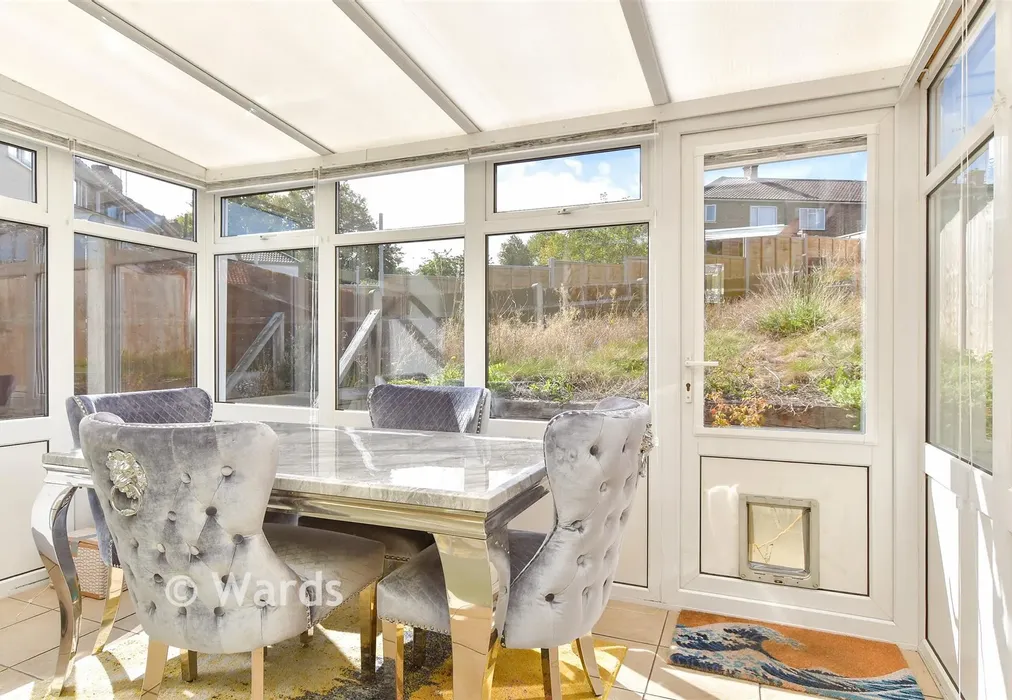 Conservatory - Barnaby Terrace, Rochester, Kent - Wards of Kent