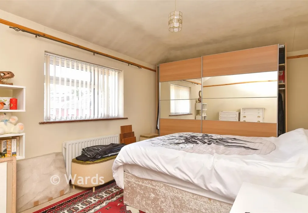 Bedroom 1 - Barnaby Terrace, Rochester, Kent - Wards of Kent