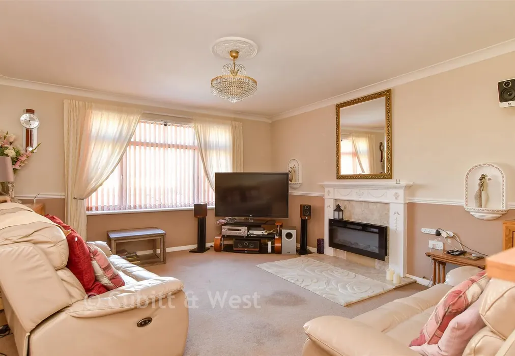 Lounge - Malines Avenue, Peacehaven, East Sussex - Wards of Kent