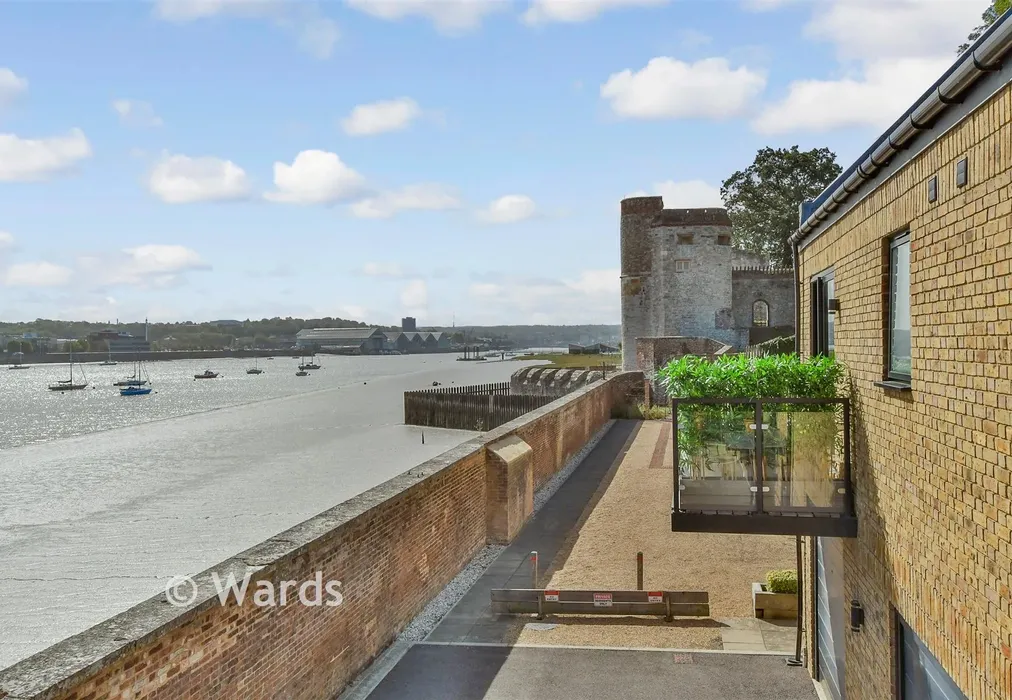 Views To Front - Upnor Road, Lower Upnor, Rochester, Kent - Wards of Kent