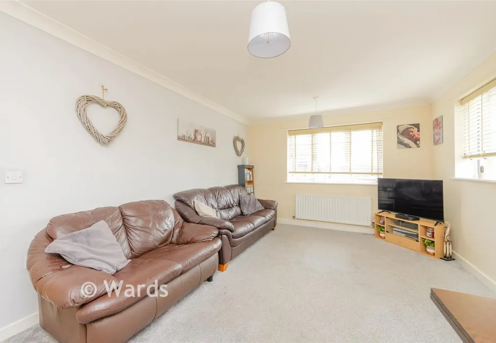Lounge/Diner - Palm Drive, Rochester, Kent - Wards of Kent